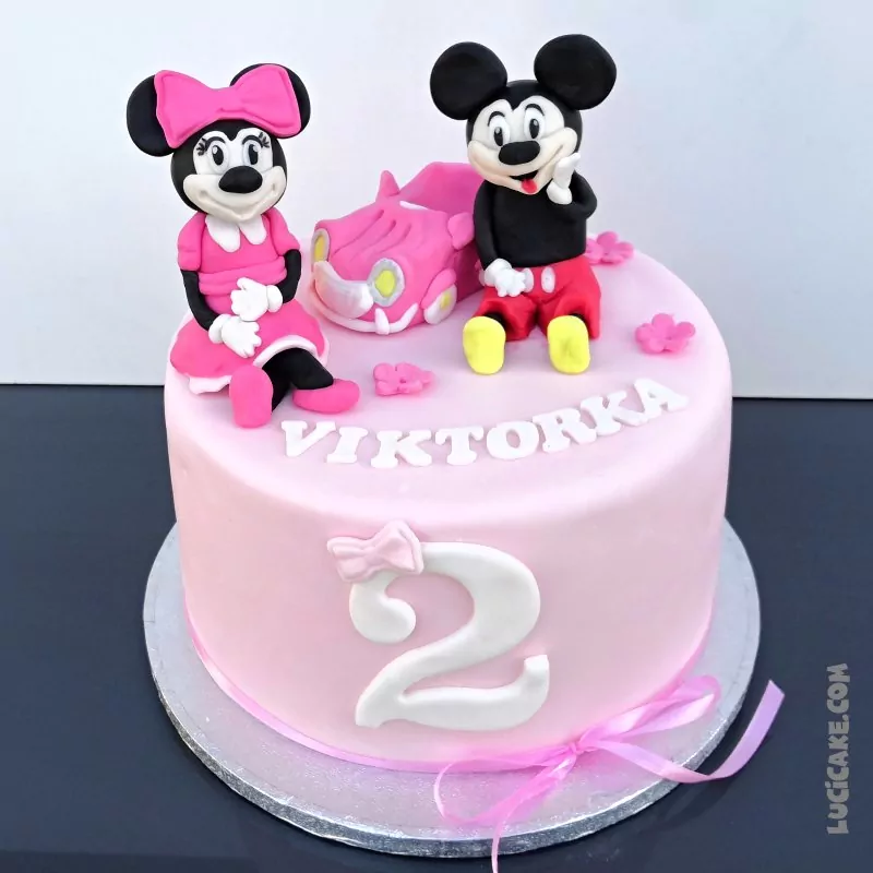zamilovaný dort pro děti s mickey mousem