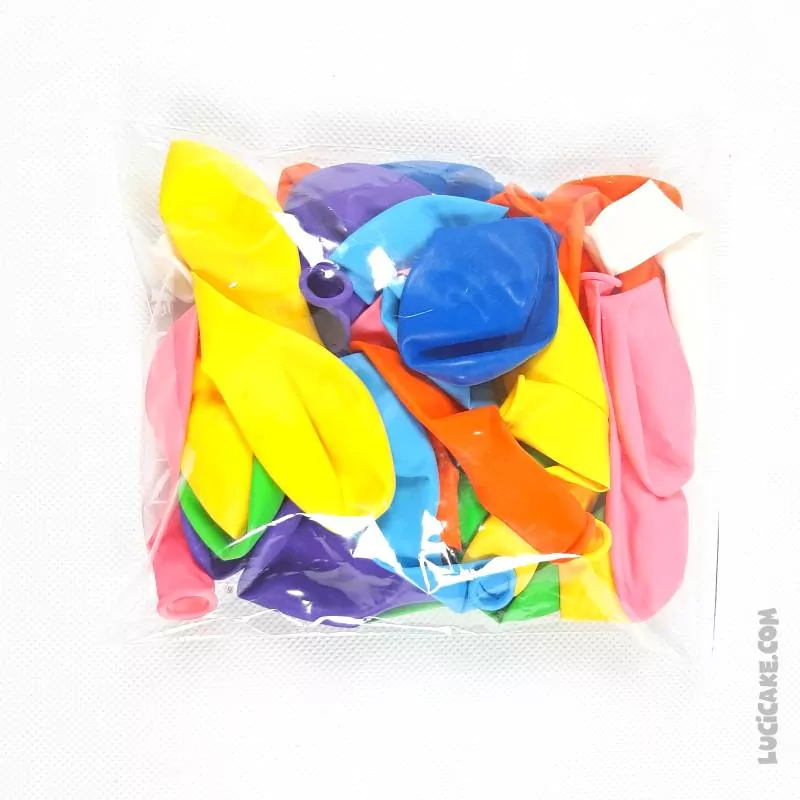 barevné nafukovací balónky
