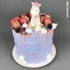 koník na ovocném dortu
